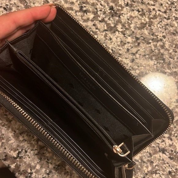 Kate Spade - Picture 3 of 4